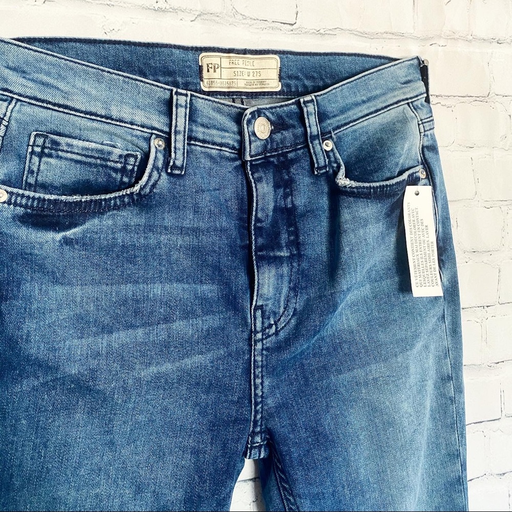 BNWT free people distressed skinny jeans